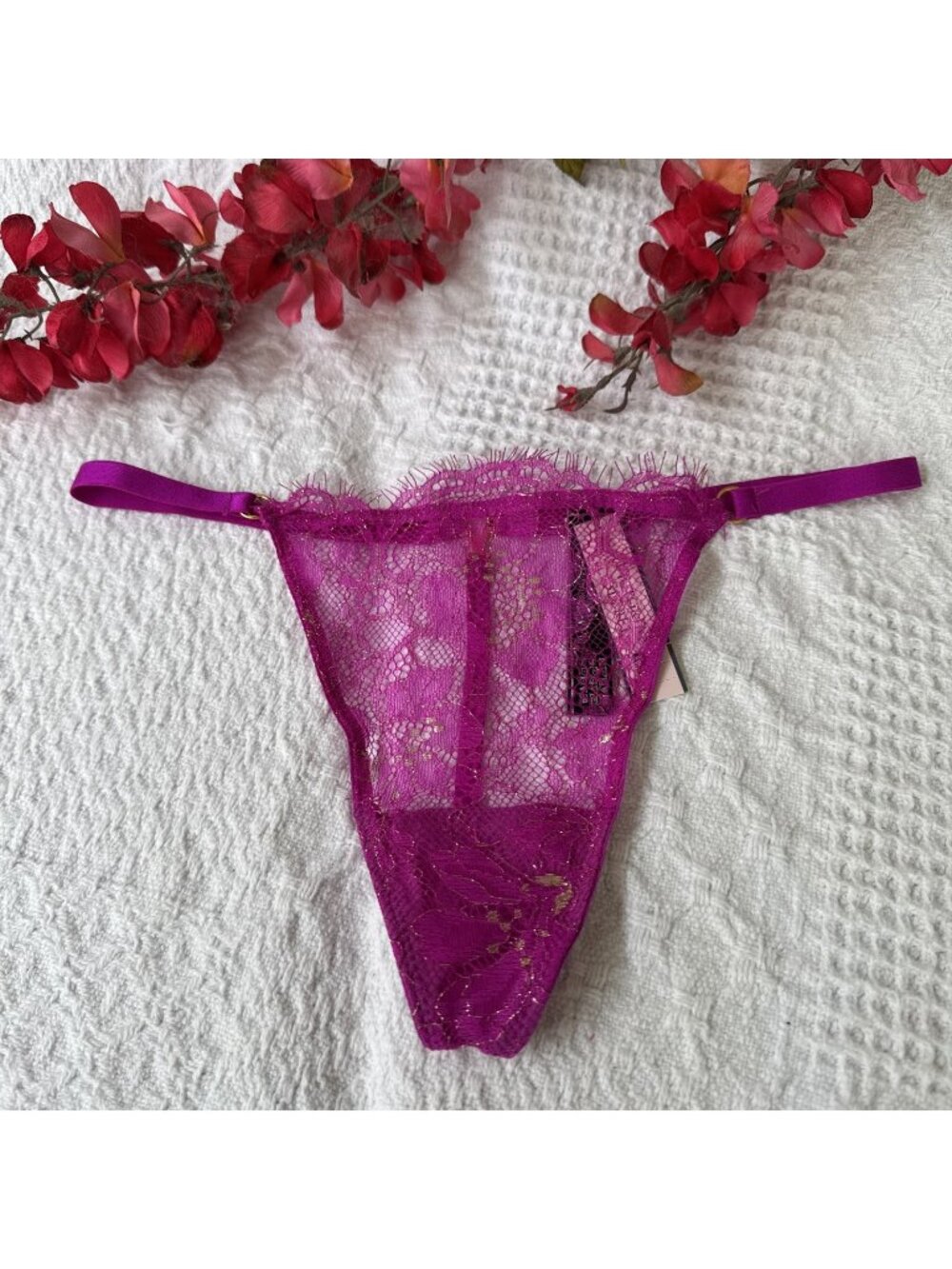 VICTORIA'S SECRET S GOLD CHARM V STRING PURPLE METALLIC LACE THONG PANTIES NWT